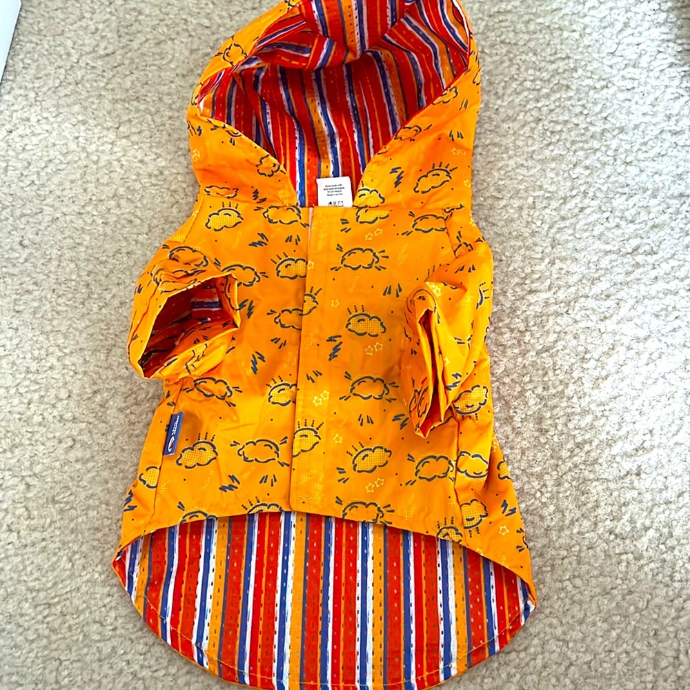 Size M The Dodo reversible Orange & Blue Pet Raincoat
